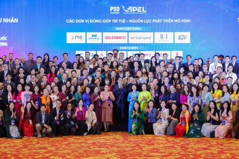 Vietnam on track to realize 8% GDP growth target this year: PM