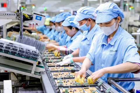 Vietnam's manufacturing sector stays positive amid US reciprocal tariifs

