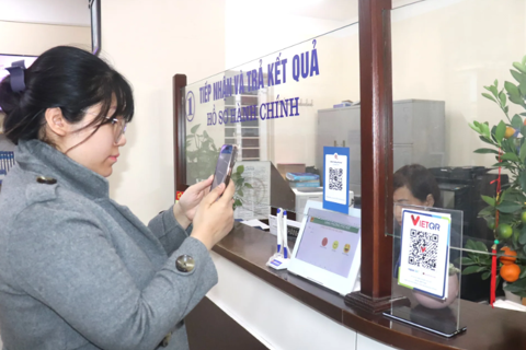 Hanoi simplifies administrative procedures
