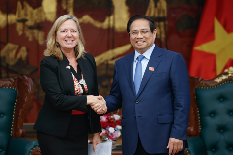 Vietnam seeks World Bank's support for high-speed railway project
