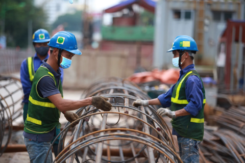 Hanoi to process all building permit applications online