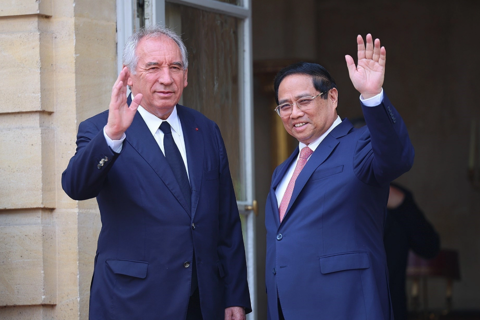 Vietnam to fortify cooperation with France in urban transport