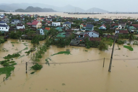 Vietnam grants 30% tax cut, payment deferral for flood-hit businesses