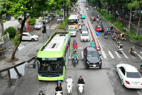 Vietnam to raise emission bar for older cars in 2026