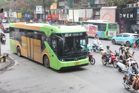 Hanoi stays on course for 2030 green transport transition
