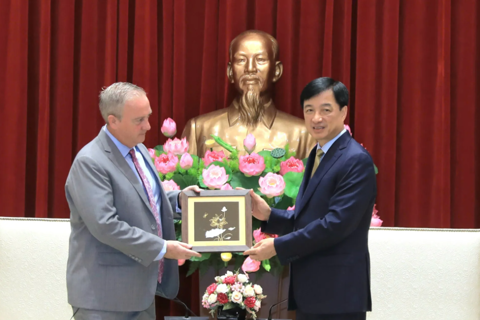 Hanoi ramps up global engagement in semiconductor sector
