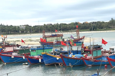 Lifting IUU yellow card remains government's top priority: Vietnam PM
