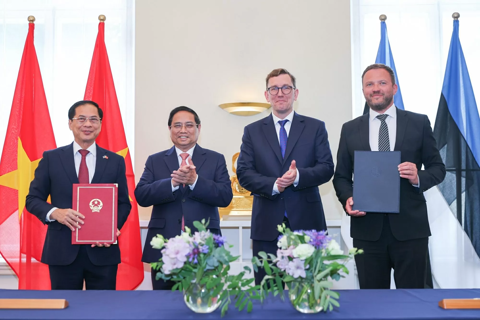In photo: Vietnamese PM visit to Estonia