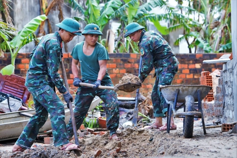 Quang Trung Campaign speeds up housing rebuild for flood-hit families