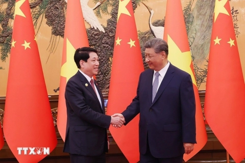 Xi proposes boosting China–Vietnam railway cooperation