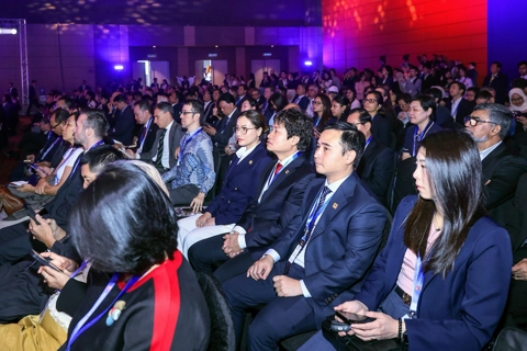 Vietnam Prime Minister: When each nation grows, ASEAN becomes stronger
