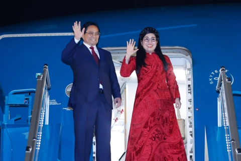 Vietnam Prime Minister leaves for 46th ASEAN Summit