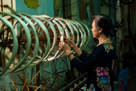 Hanoi partners with Lam Dong to boost silk supply for craft villages
