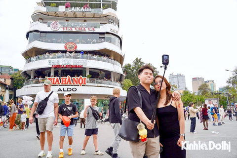 Hanoi sets new date for iconic Ham Ca Map demolition