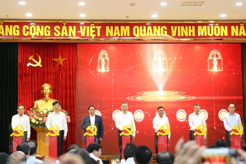Party chief urges incentives for national innovation contributors
