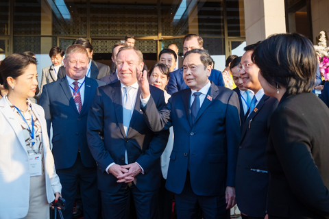 Vietnam urges European businesses to support EVIPA ratification and investment growth